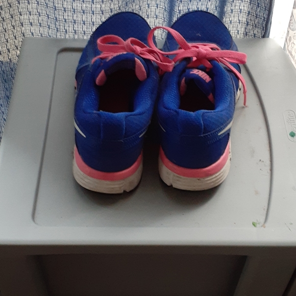 Shoes - Picture 3 of 3